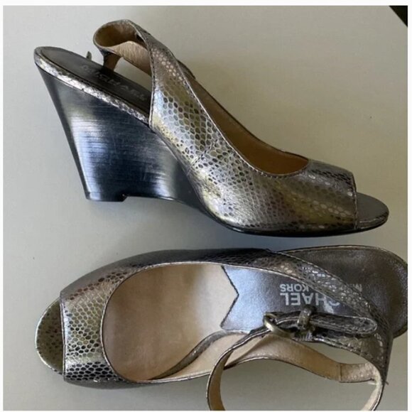 michael michael kors snakeskin pewter metallic peep toe slingback wedges 8.5M - Picture 1 of 4